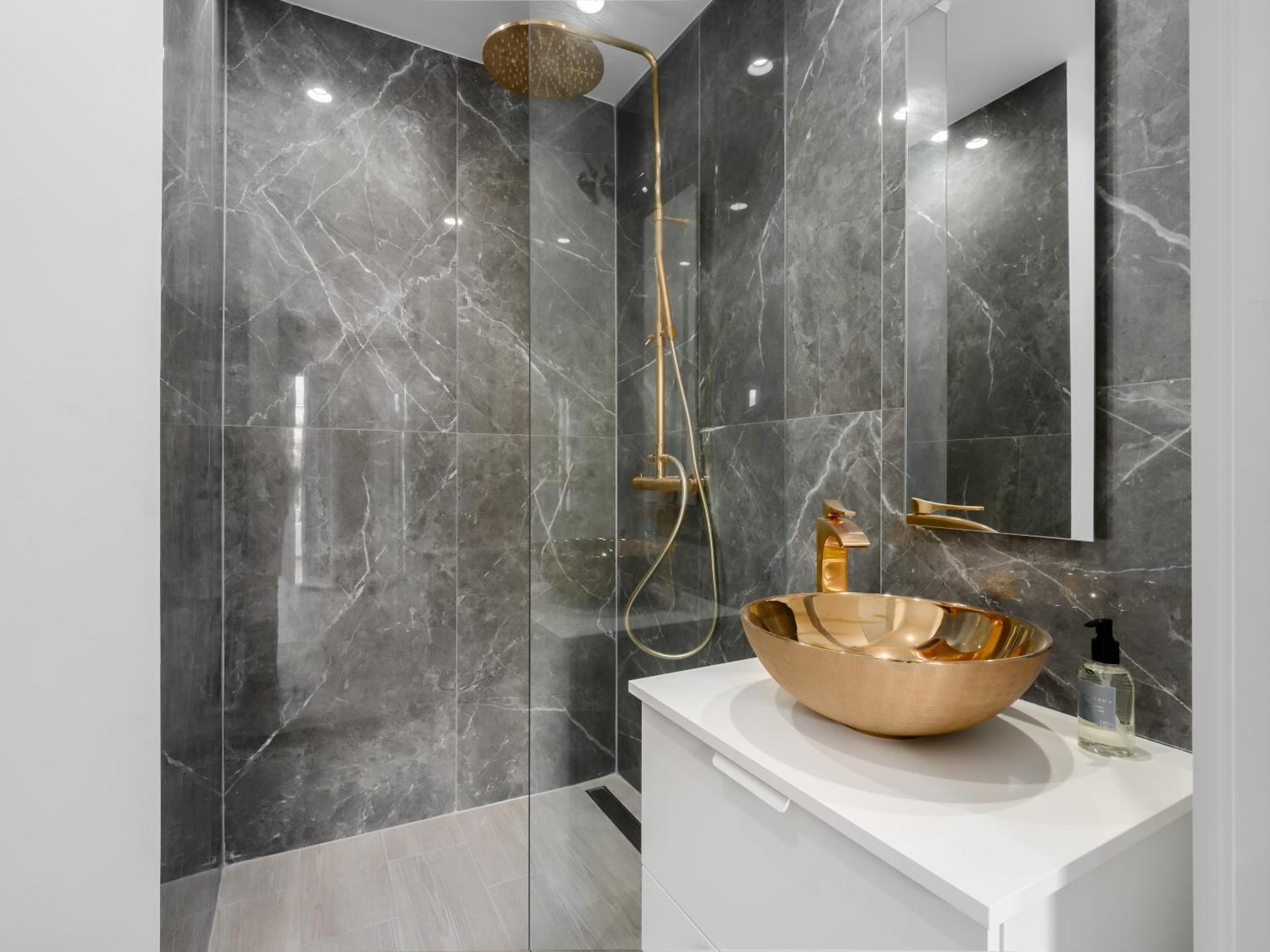 3 Bdrm Stylish Apt W Pool In Puerto Banus Marbella Exterior foto
