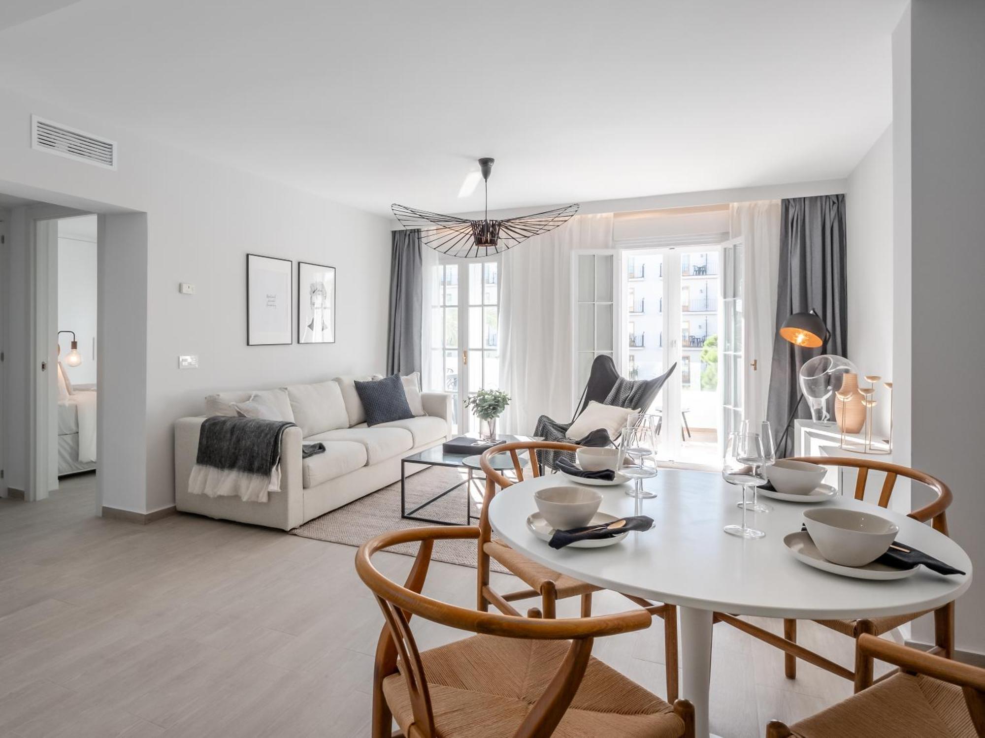3 Bdrm Stylish Apt W Pool In Puerto Banus Marbella Exterior foto